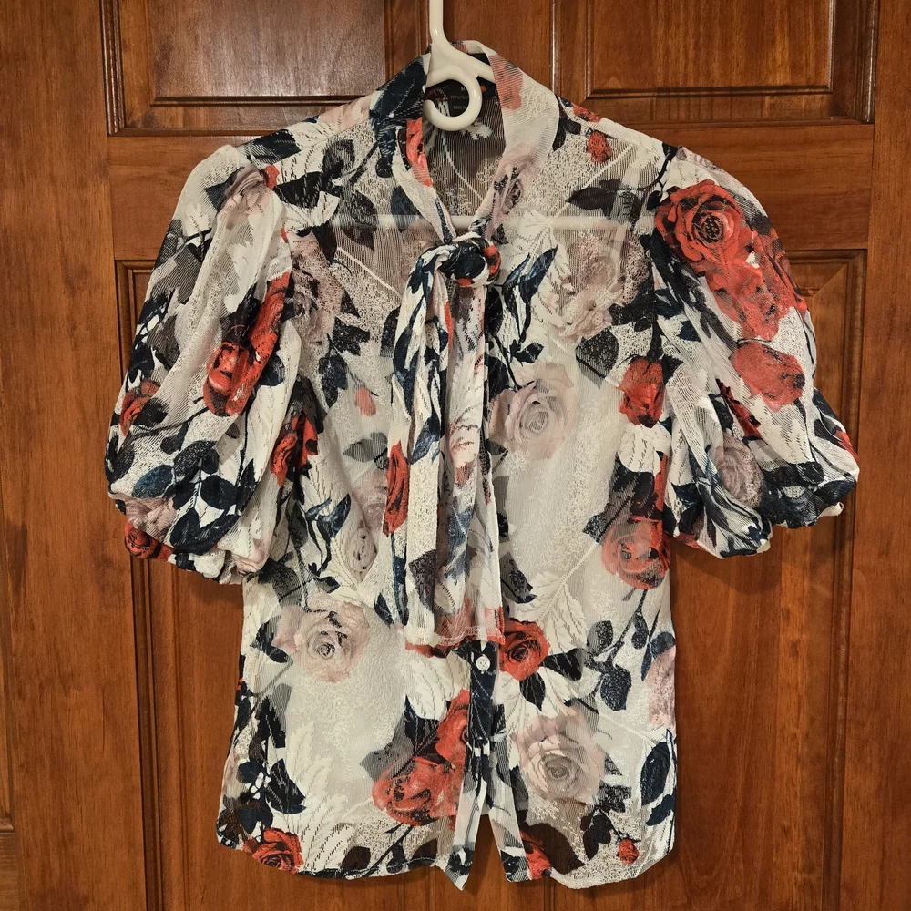 Gracia Floral Outfit Puff Sleeve Blouse & Skirt - Red, Black, White - Picture 1 of 16
